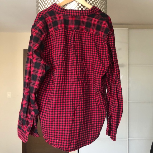 Button Down Oversized Flannel - Picture 3 of 4